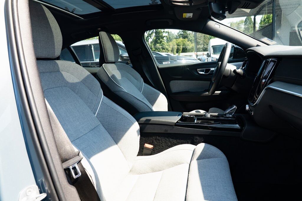 2024 Volvo S60 Recharge Plug-In Hybrid Ultimate Milwaukie OR