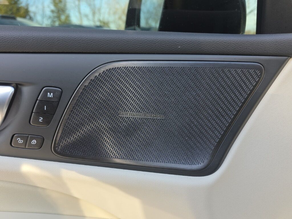 2024 Volvo S60 Ultimate Hunt Valley MD