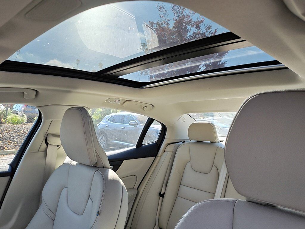 2024 Volvo S60 Ultimate Hunt Valley MD