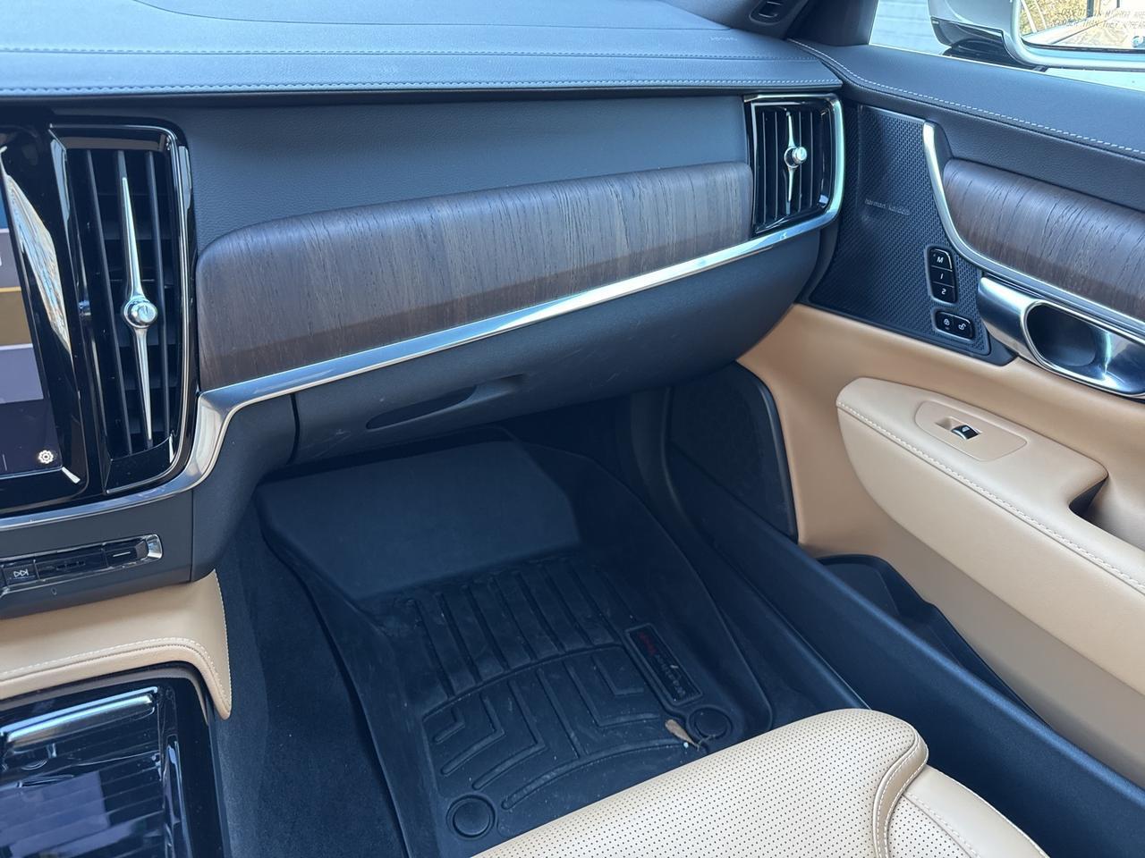 2024 Volvo S90 Recharge Plug-In Hybrid Ultimate Warrenton VA