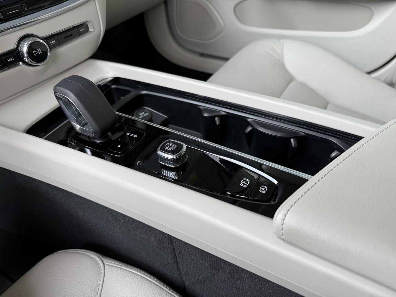 2024 Volvo V60 Cross Country B5 AWD Plus Knoxville TN