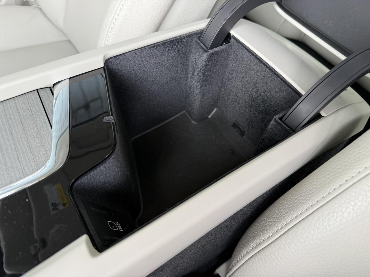 2024 Volvo V60 Cross Country B5 AWD Plus Knoxville TN