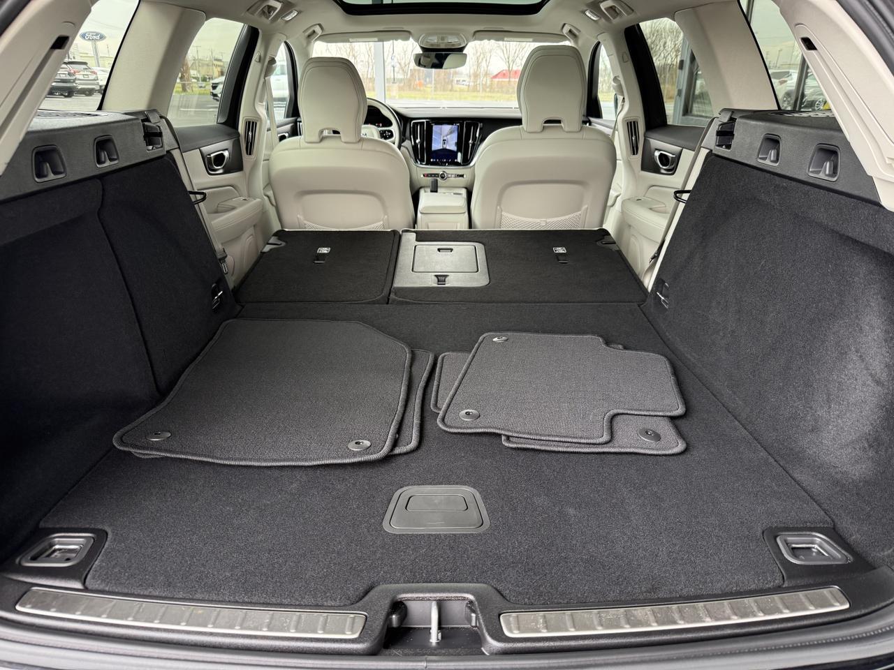 2024 Volvo V60 Cross Country B5 AWD Plus Knoxville TN