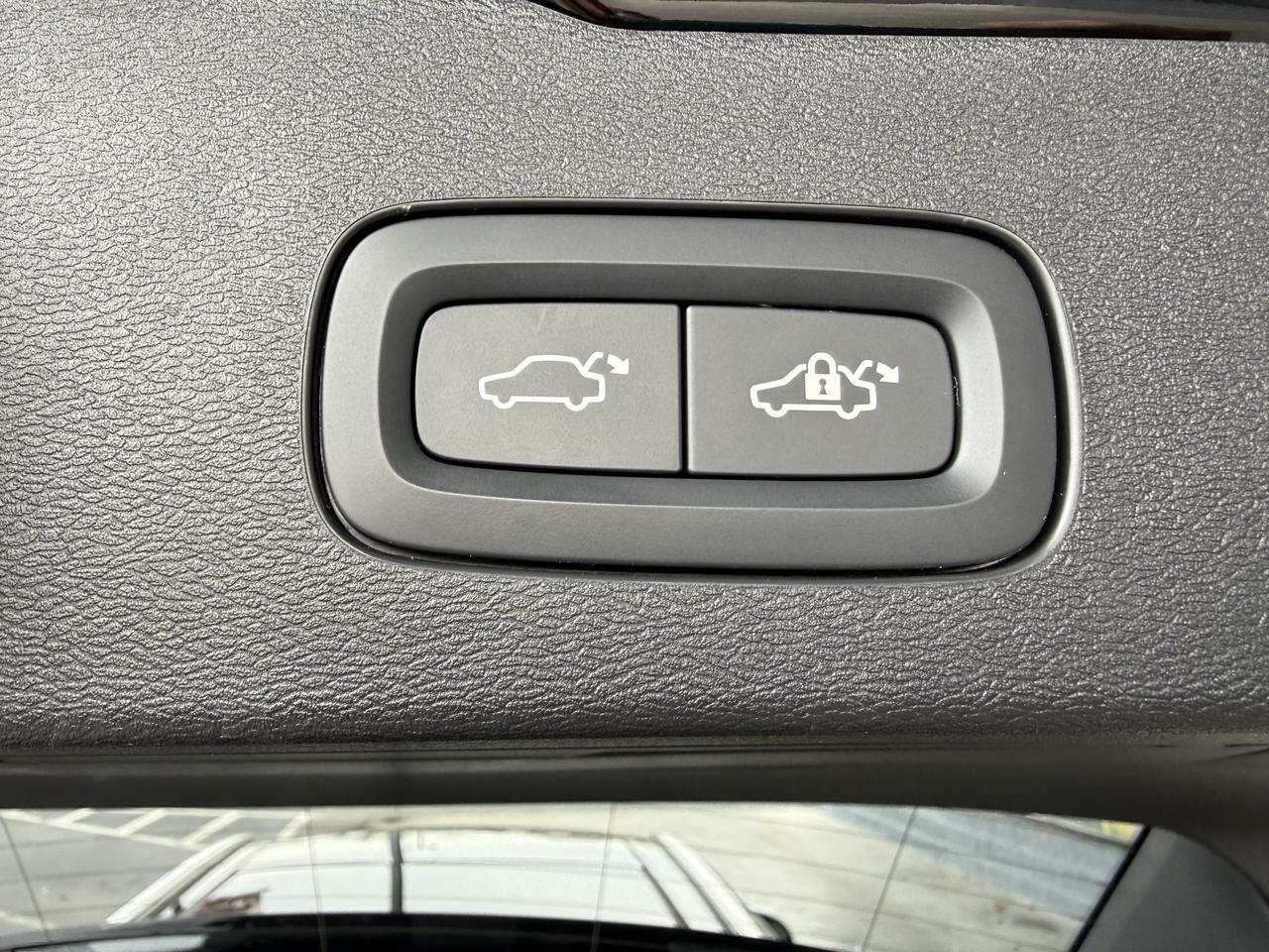 2024 Volvo V60 Cross Country B5 AWD Plus Knoxville TN