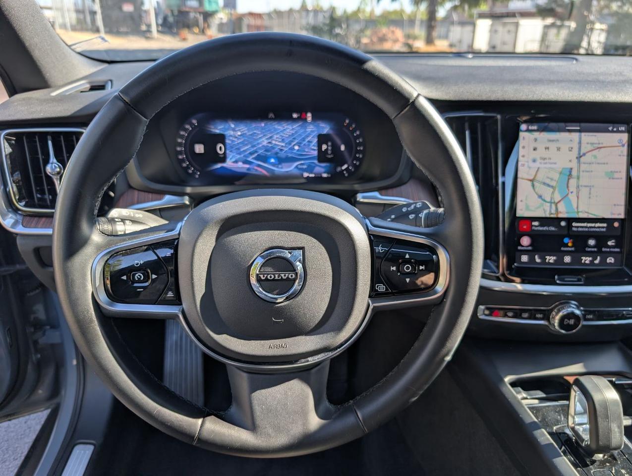 2024 Volvo V60 Cross Country B5 Hybrid AWD PLUS | High Performance Audio, Pilot Assist * Portland OR