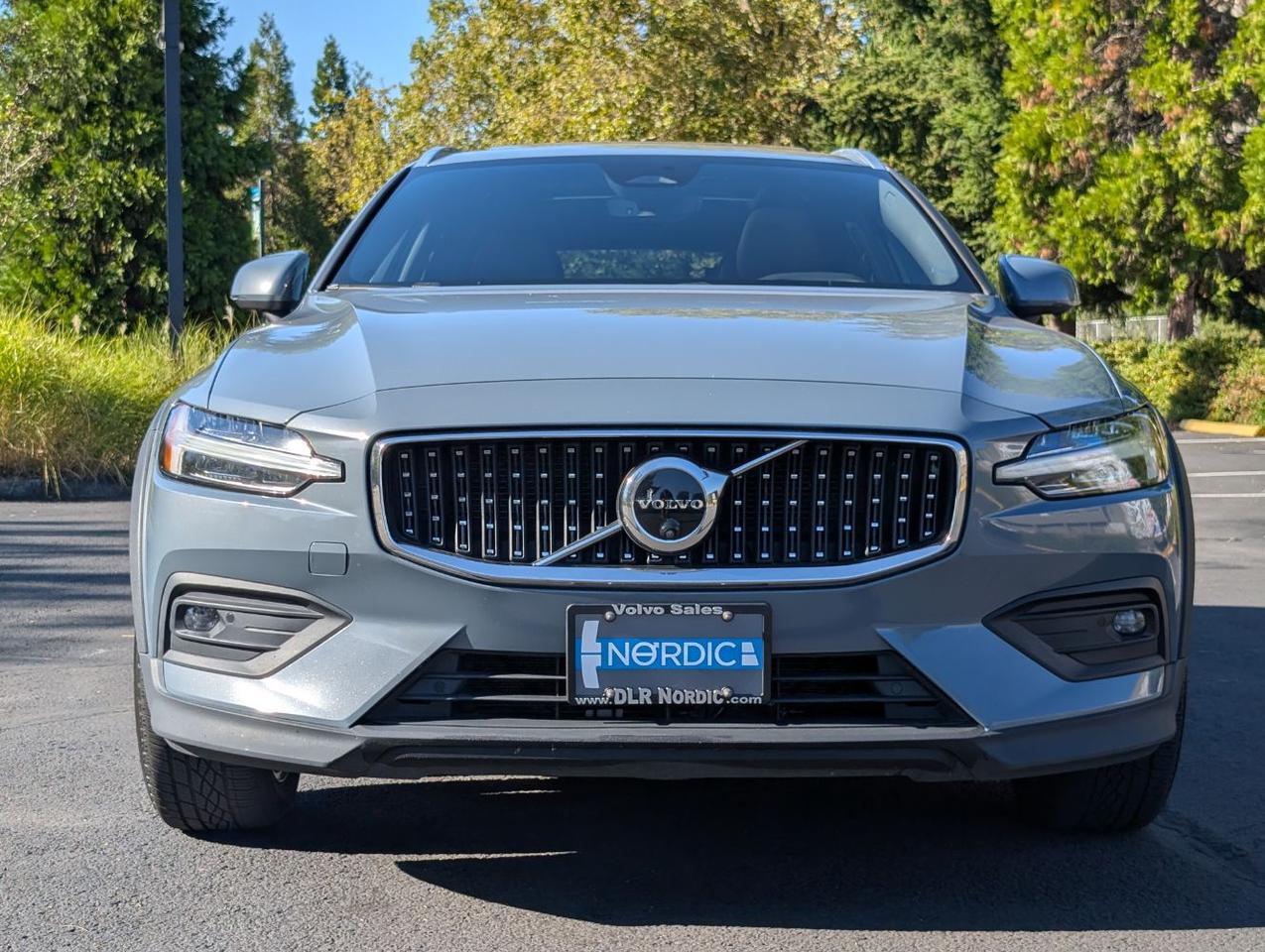 2024 Volvo V60 Cross Country B5 Hybrid AWD PLUS | High Performance Audio, Pilot Assist * Portland OR