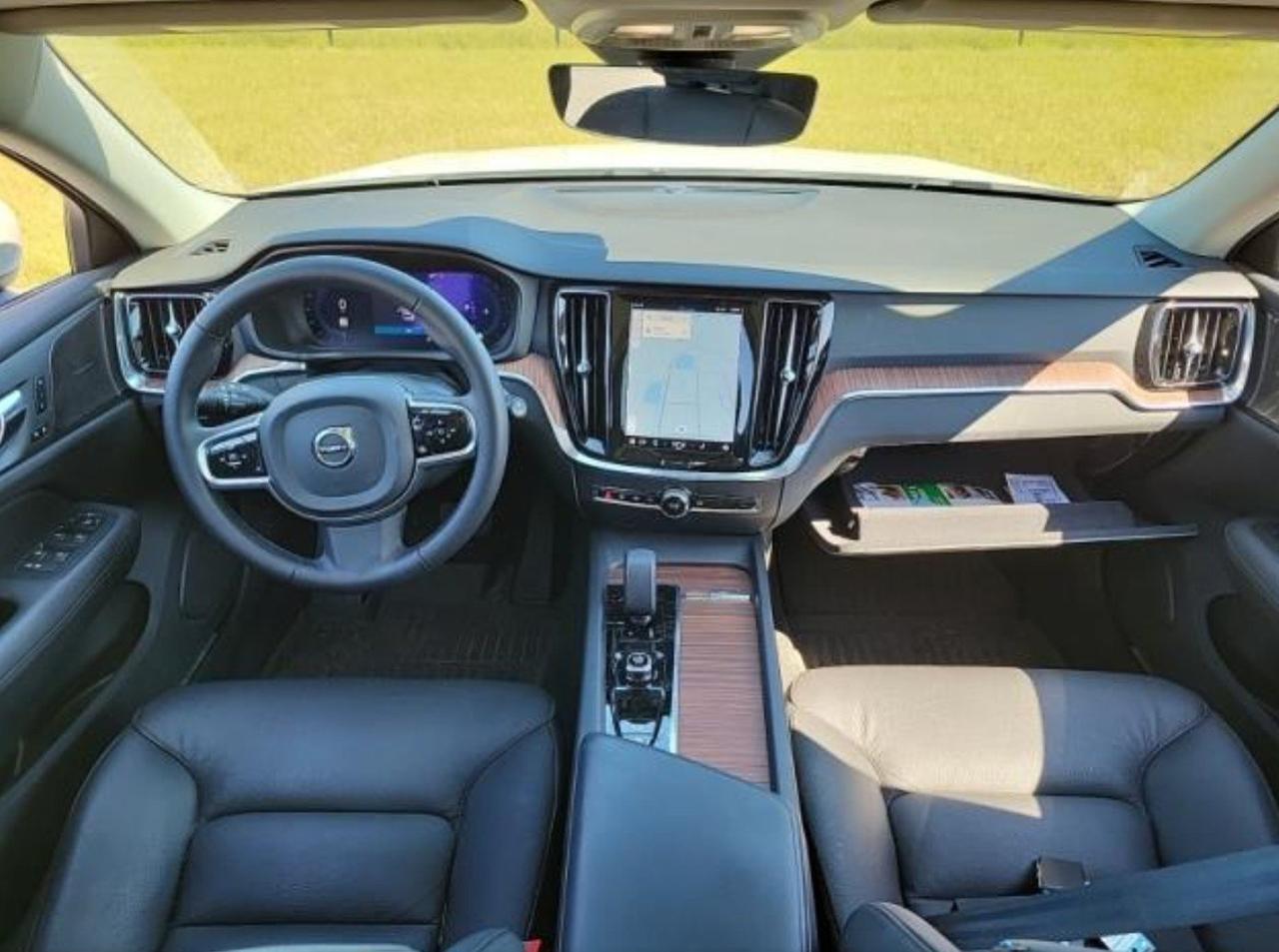 2024 Volvo V60 Cross Country B5 Plus Bend OR