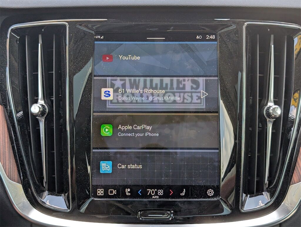 2024 Volvo V60 Cross Country B5 Plus Hunt Valley MD