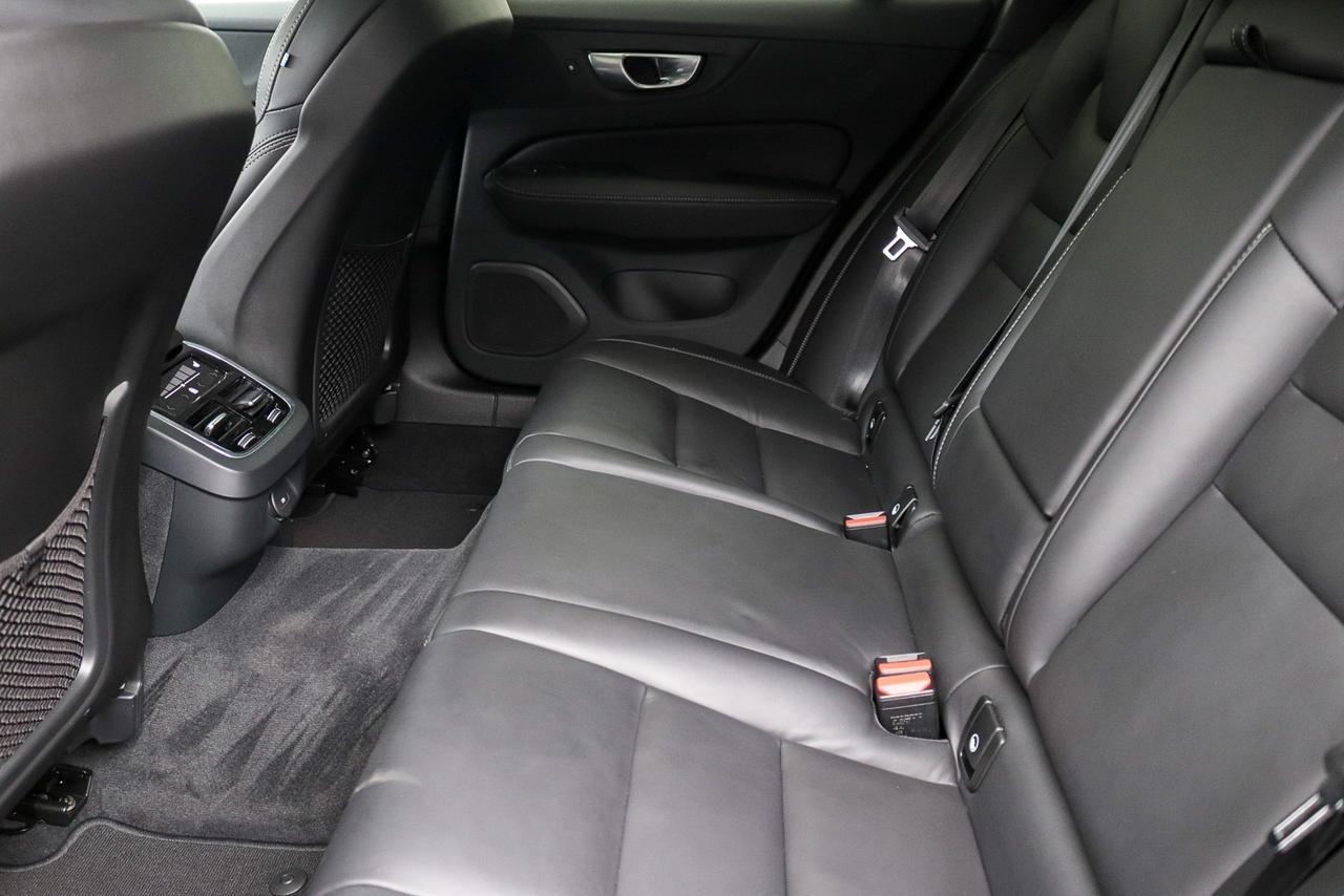 2024 Volvo V60 Cross Country Ultimate Newport Beach CA