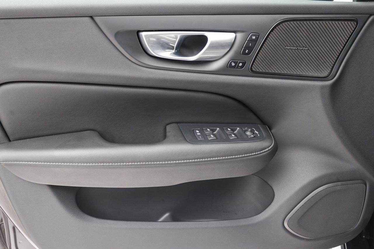 2024 Volvo V60 Cross Country Ultimate Newport Beach CA