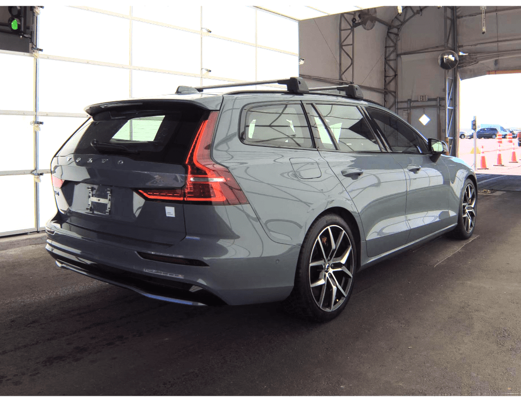2024 Volvo V60 Recharge Plug-In Hybrid T8 Polestar Bowers &amp; Wilkins Sound Adaptive Cruise Portland OR