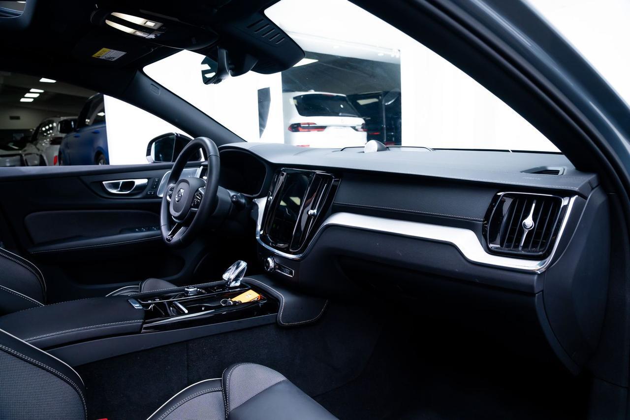 2024 Volvo V60 Recharge Plug-In Hybrid T8 Polestar Bowers &amp; Wilkins Sound Adaptive Cruise Portland OR
