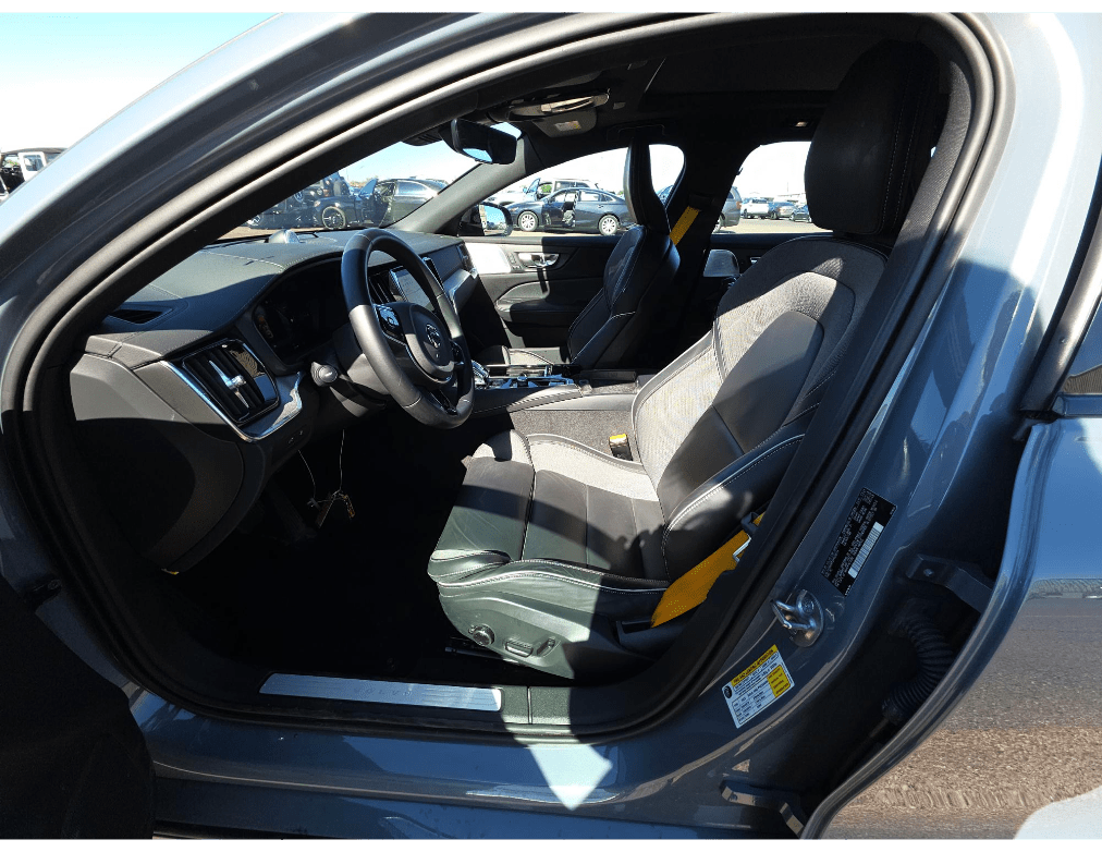 2024 Volvo V60 Recharge Plug-In Hybrid T8 Polestar Bowers &amp; Wilkins Sound Adaptive Cruise Portland OR