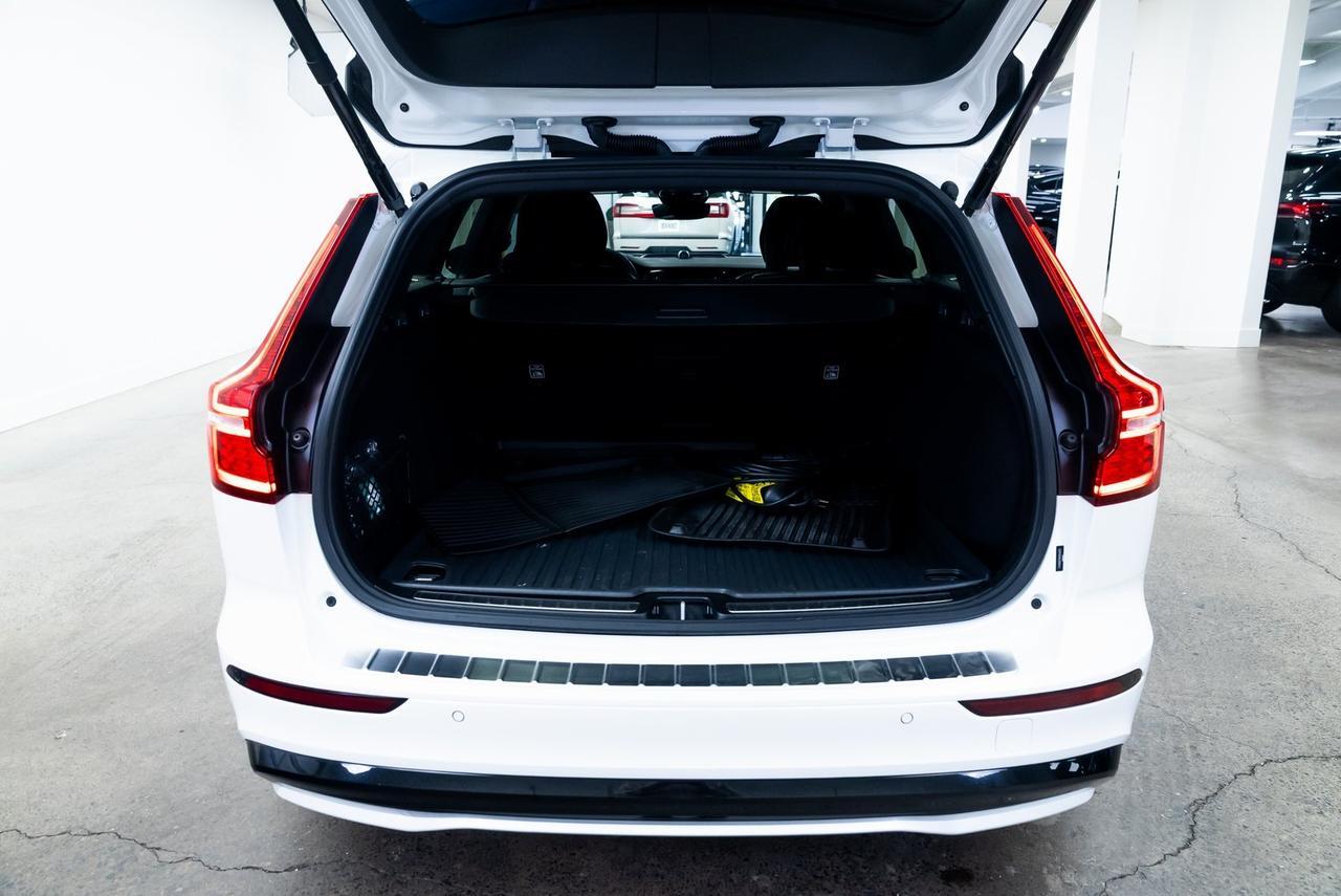 2024 Volvo V60 Recharge Plug-In Hybrid T8 Polestar Head-Up Display Bowers &amp; Wilkins Sound Portland OR