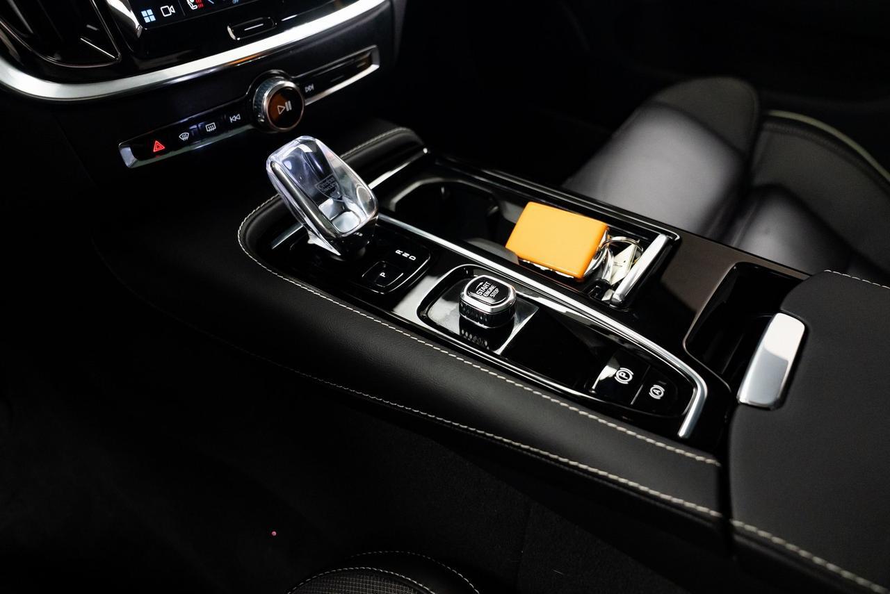 2024 Volvo V60 Recharge Plug-In Hybrid T8 Polestar Head-Up Display Bowers &amp; Wilkins Sound Portland OR