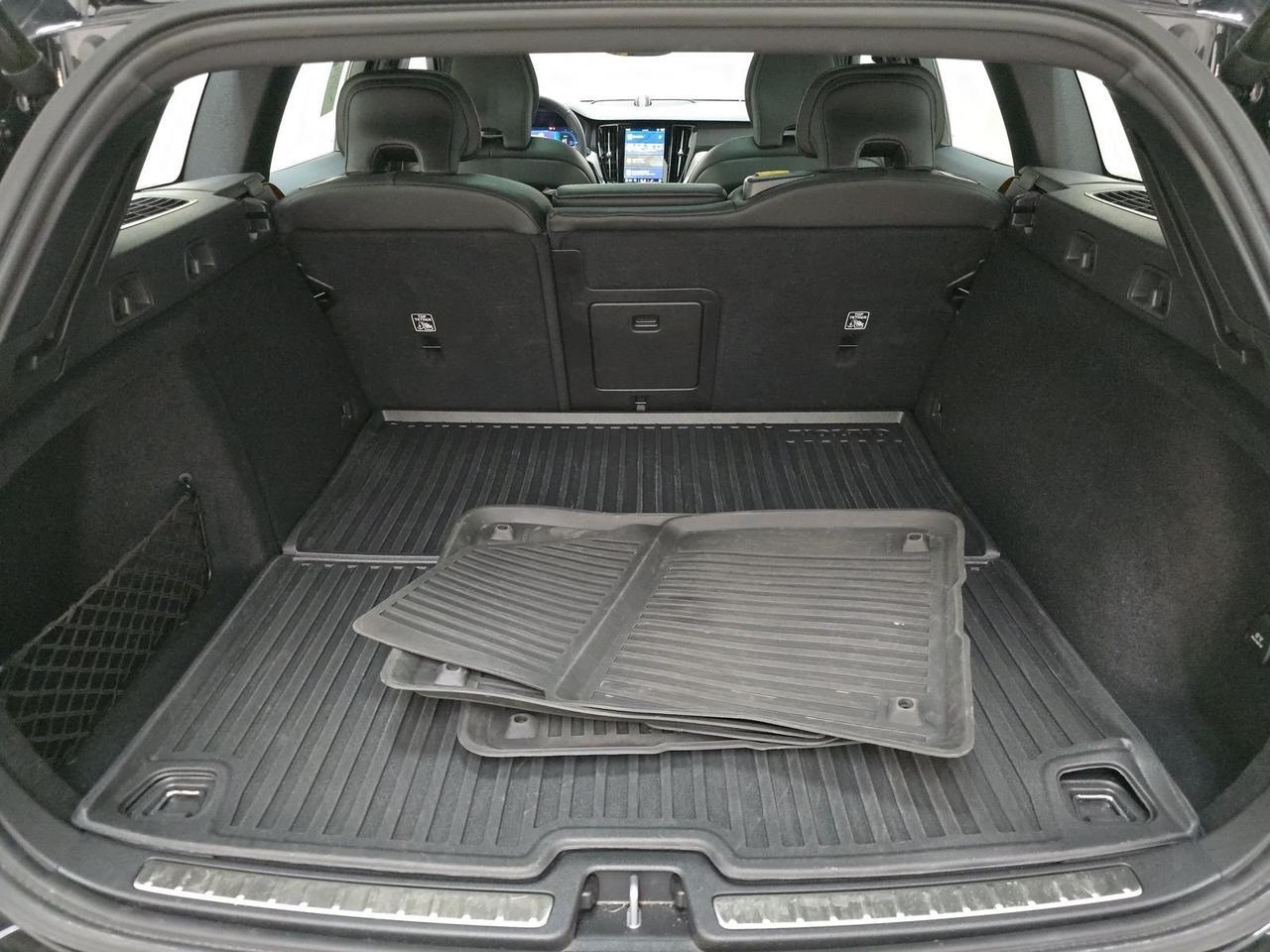 2024 Volvo V60 Recharge Plug-In Hybrid T8 Polestar Bend OR