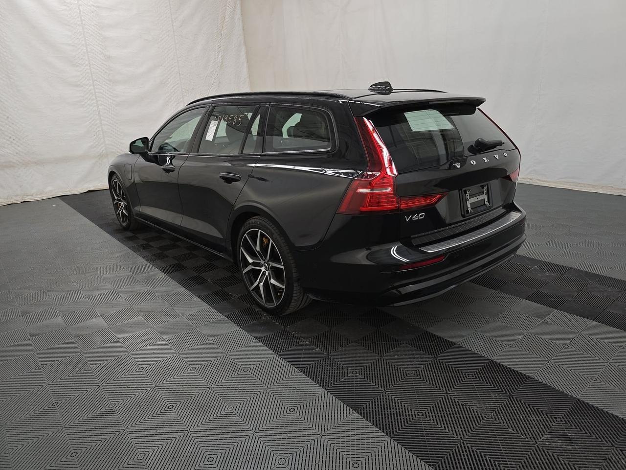 2024 Volvo V60 Recharge Plug-In Hybrid T8 Polestar Bend OR