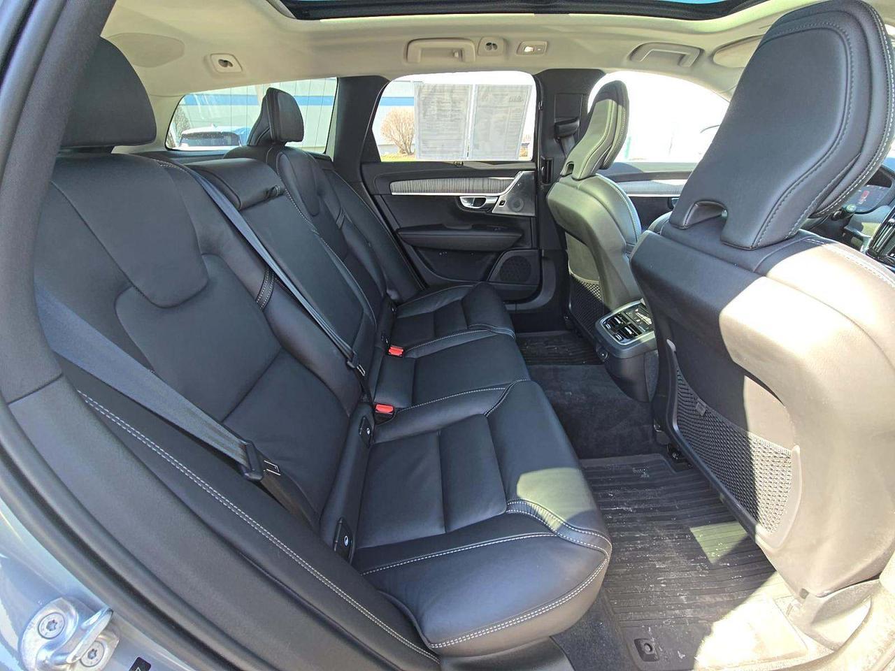 2024 Volvo V90 Cross Country Ultimate Knoxville TN