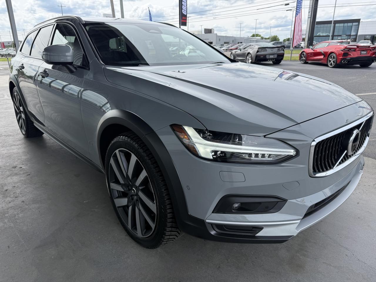2024 Volvo V90 Cross Country Ultimate Knoxville TN