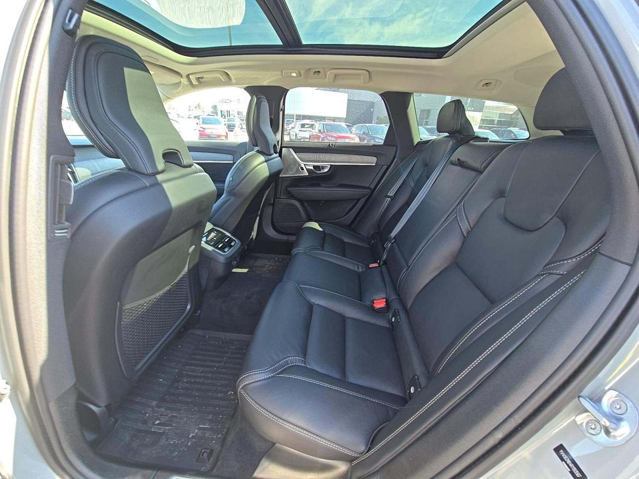 2024 Volvo V90 Cross Country Ultimate Knoxville TN