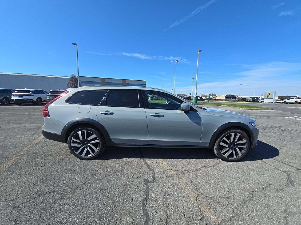 2024 Volvo V90 Cross Country Ultimate Knoxville TN