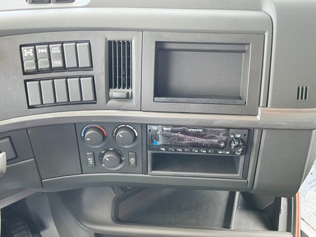 2024 Volvo VHD64B300 16' BABCO Steel Dump Truck Miami FL