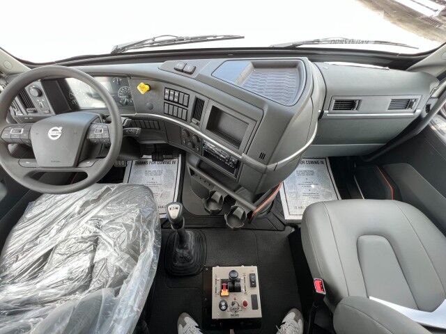 2024 Volvo VHD64B300 16' BABCO Steel Dump Truck Miami FL