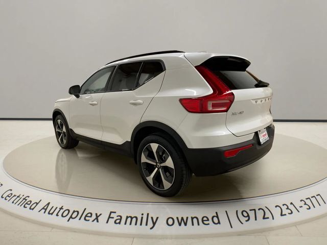 2024 Volvo XC40 B5 Core