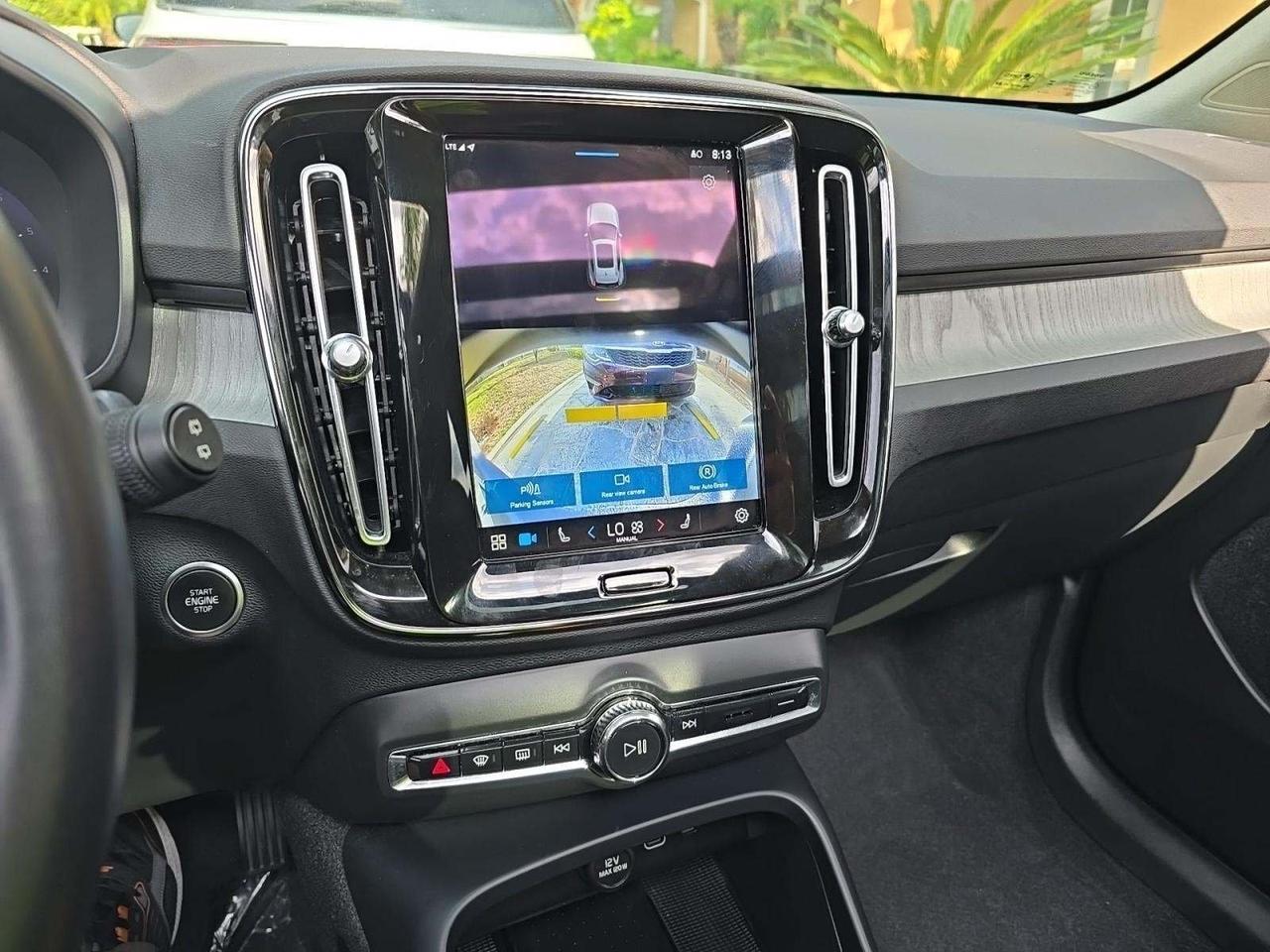 2024 Volvo XC40 B5 Core Bend OR