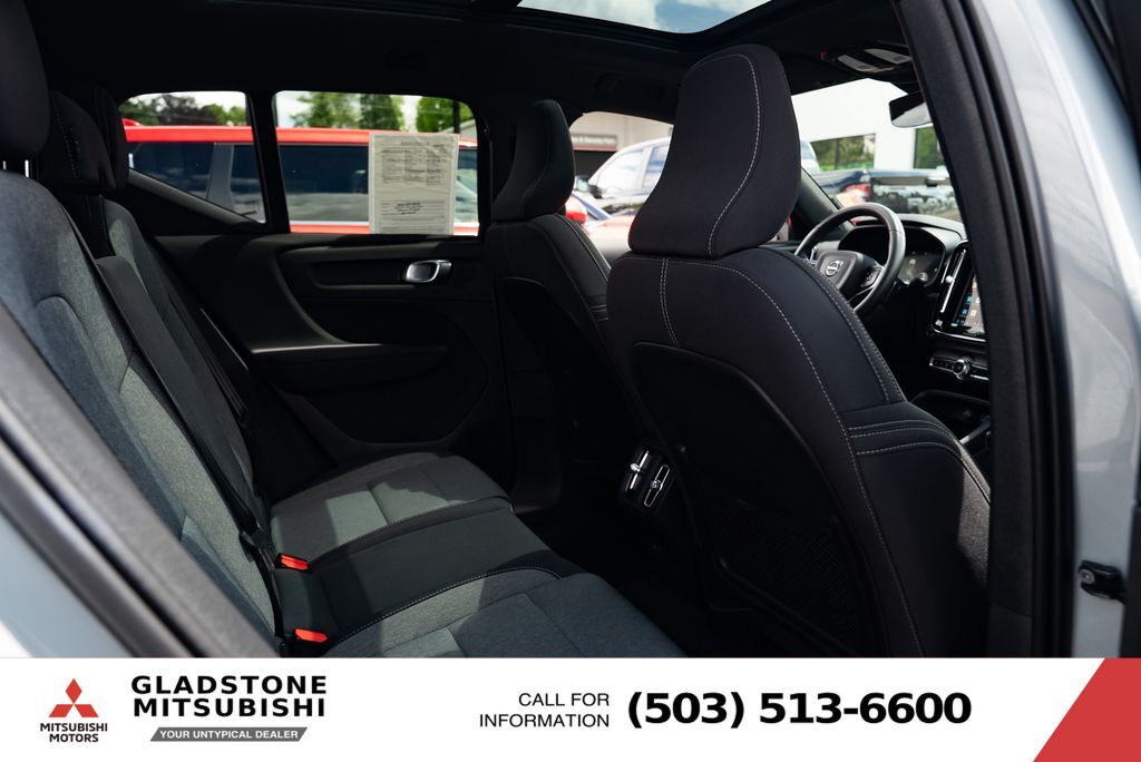 2024 Volvo XC40 B5 Core Milwaukie OR