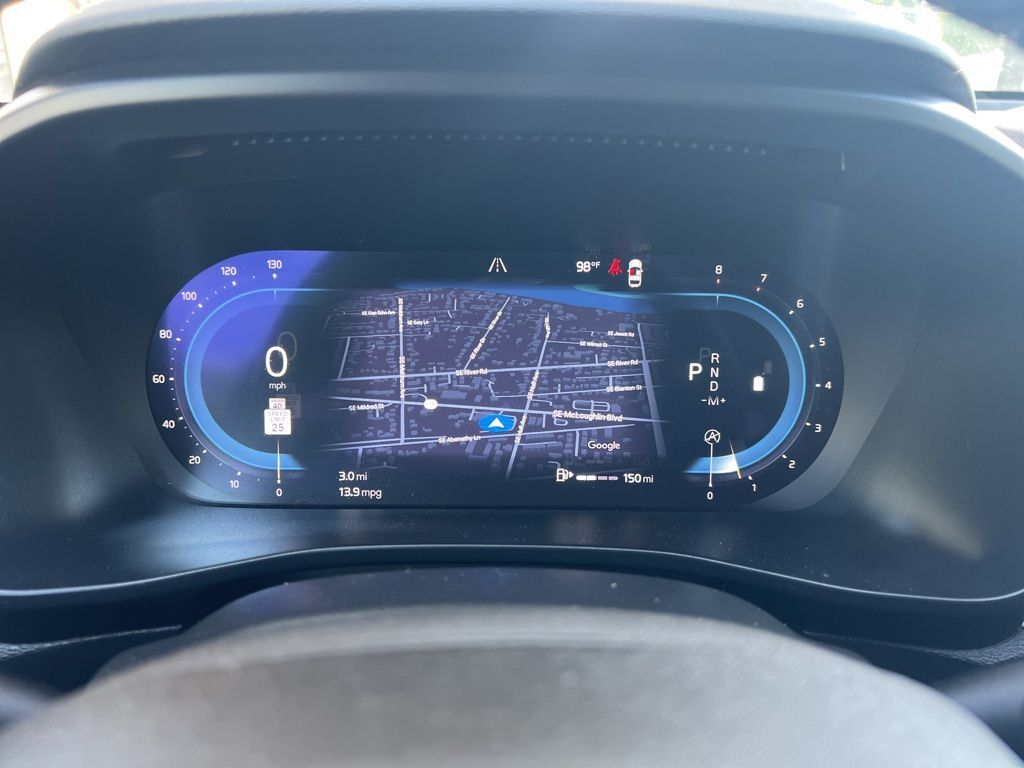 2024 Volvo XC40 B5 Core Milwaukie OR