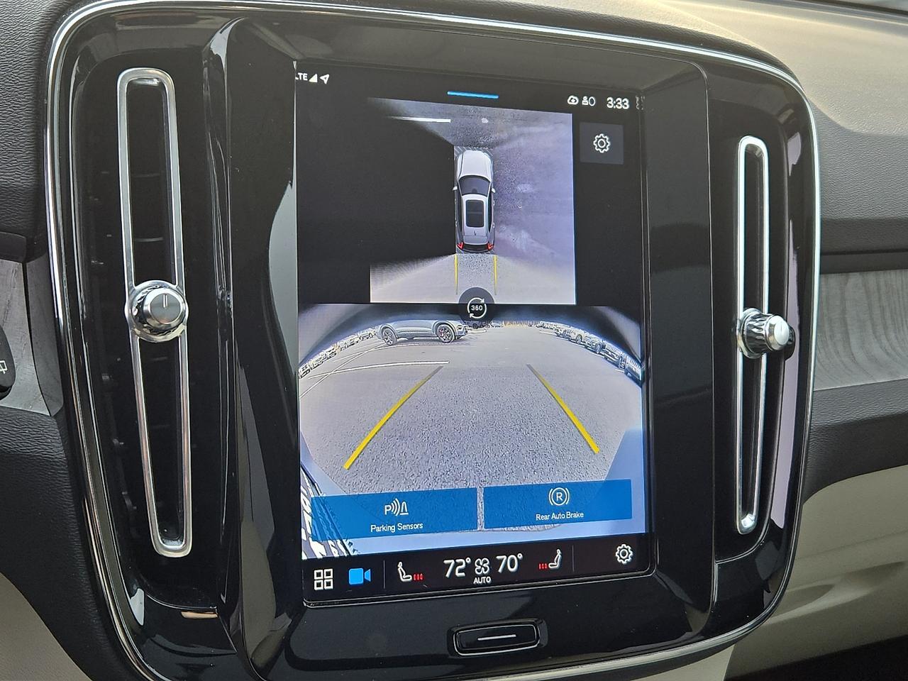 2024 Volvo XC40 B5 Plus Bright Theme Vineland NJ