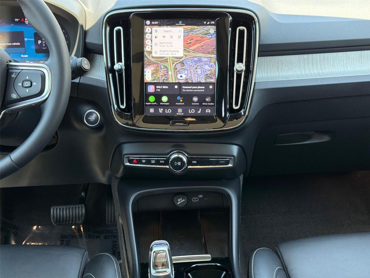 2024 Volvo XC40 B5 Plus Bright Theme Hagerstown MD