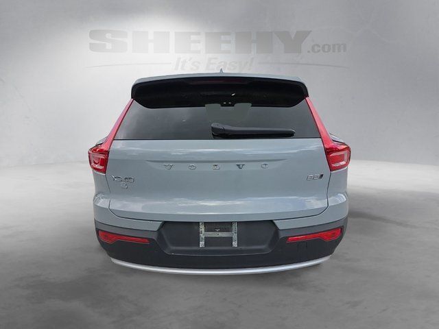 2024 Volvo XC40 B5 Plus Bright Theme Hunt Valley MD