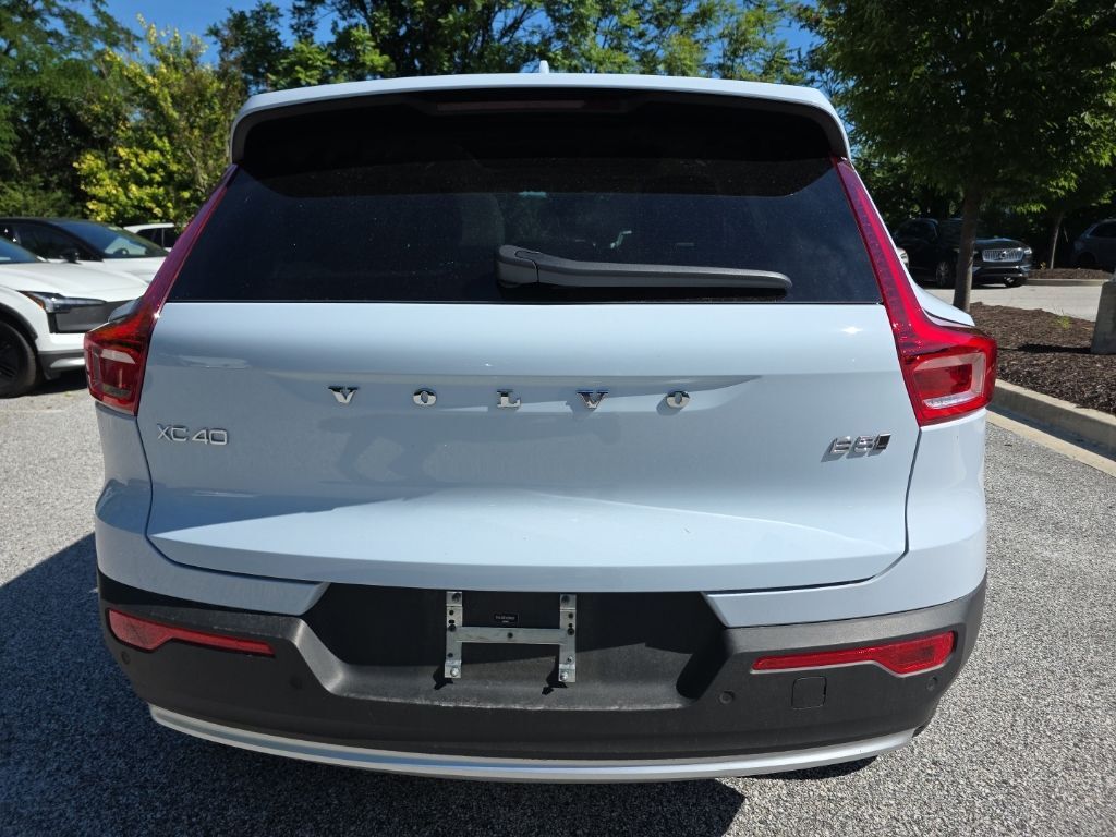 2024 Volvo XC40 B5 Plus Bright Theme Hunt Valley MD