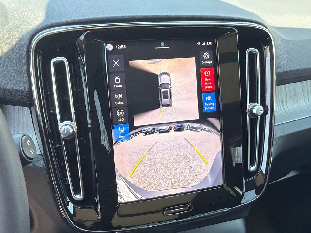 2024 Volvo XC40 B5 Plus Bright Theme Hunt Valley MD