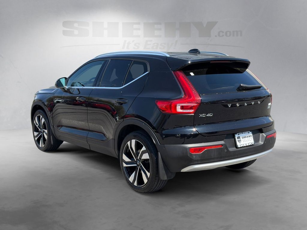 2024 Volvo XC40 B5 Plus Bright Theme Hunt Valley MD