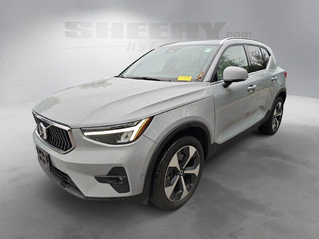2024 Volvo XC40 B5 Plus Bright Theme Hunt Valley MD