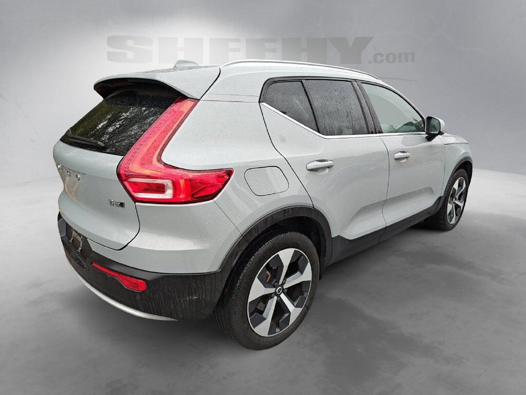 2024 Volvo XC40 B5 Plus Bright Theme Hunt Valley MD