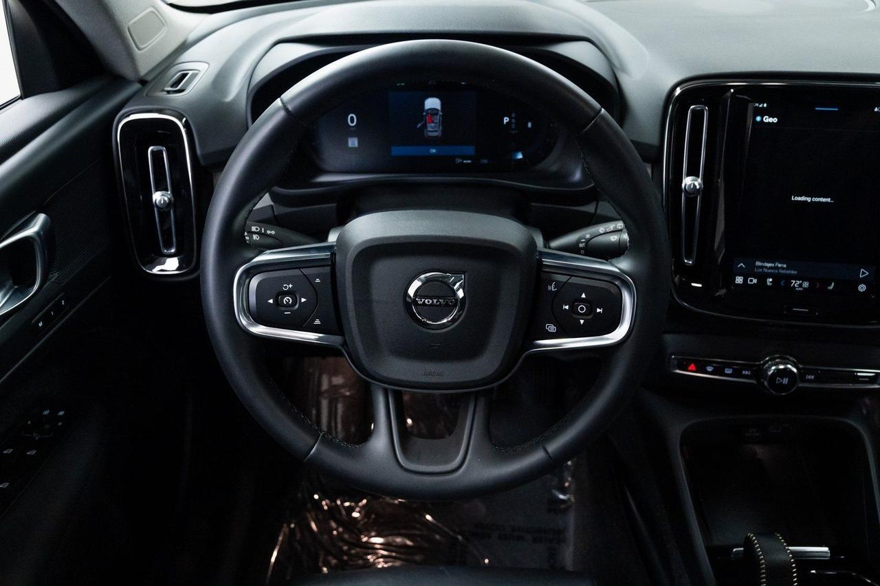 2024 Volvo XC40 B5 Plus Dark Theme Heated Seats Portland OR