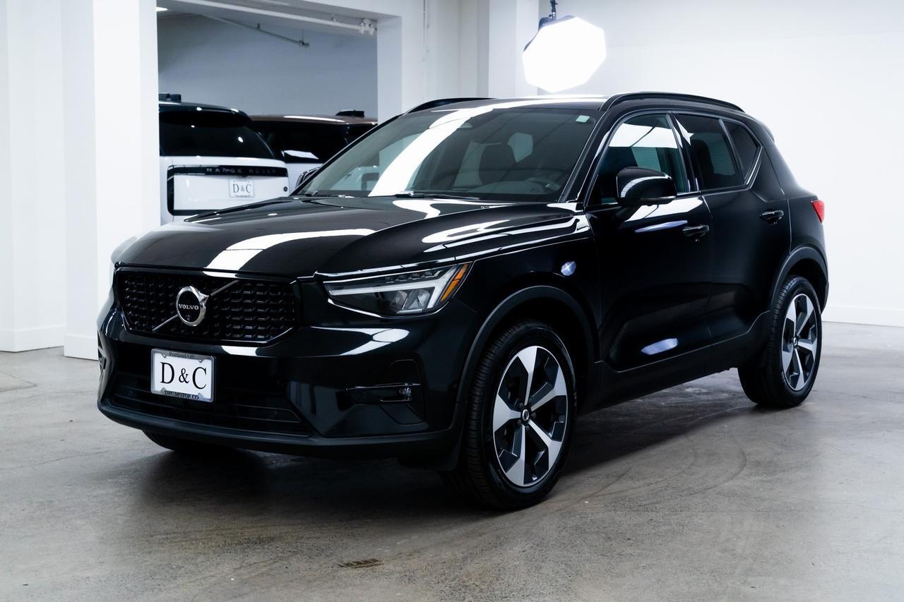 2024 Volvo XC40 B5 Plus Dark Theme Heated Seats Portland OR
