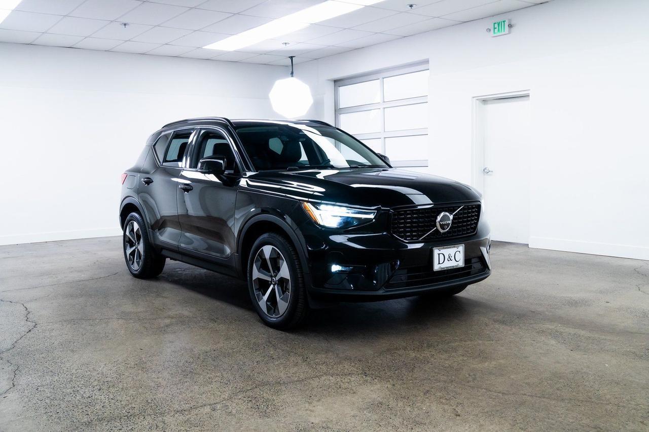 2024 Volvo XC40 B5 Plus Dark Theme Heated Seats Portland OR