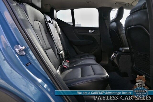 2024 Volvo XC40 Core / Dark Theme / AWD / Power & Heated Leather Seats / Panoramic Sunroof / Navigation / Apple CarPlay & Android Auto / Backup Camera / Lane Departure & Blind Spot Alert / Keyless Entry & Start / 30 MPG / 1-Owner Anchorage AK