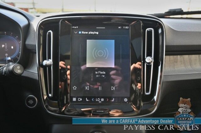 2024 Volvo XC40 Core / Dark Theme / AWD / Power & Heated Leather Seats / Panoramic Sunroof / Navigation / Apple CarPlay & Android Auto / Backup Camera / Lane Departure & Blind Spot Alert / Keyless Entry & Start / 30 MPG / 1-Owner Anchorage AK