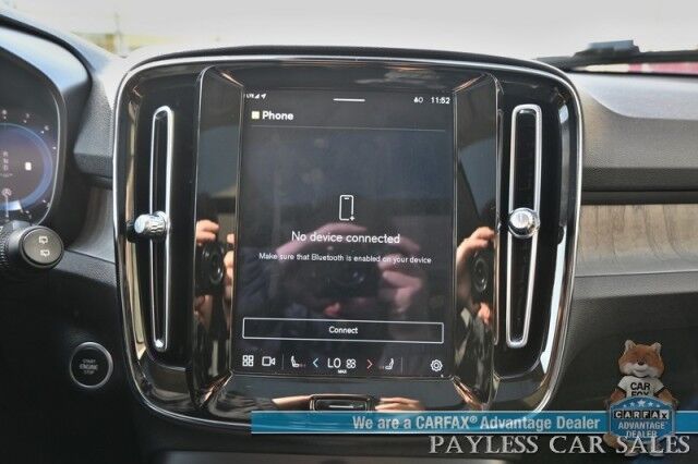 2024 Volvo XC40 Core / Dark Theme / AWD / Power & Heated Leather Seats / Panoramic Sunroof / Navigation / Apple CarPlay & Android Auto / Backup Camera / Lane Departure & Blind Spot Alert / Keyless Entry & Start / 30 MPG / 1-Owner Anchorage AK