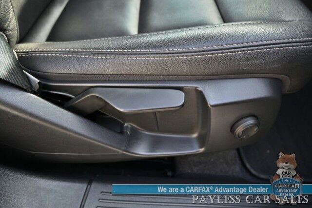 2024 Volvo XC40 Core / Dark Theme / AWD / Power & Heated Leather Seats / Panoramic Sunroof / Navigation / Apple CarPlay & Android Auto / Backup Camera / Lane Departure & Blind Spot Alert / Keyless Entry & Start / 30 MPG / 1-Owner Anchorage AK