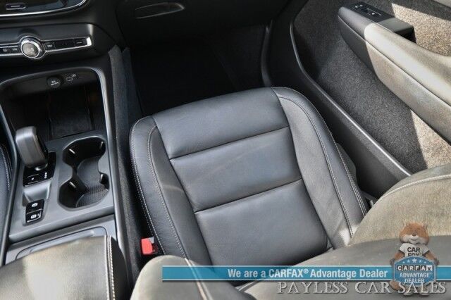 2024 Volvo XC40 Core / Dark Theme / AWD / Power & Heated Leather Seats / Panoramic Sunroof / Navigation / Apple CarPlay & Android Auto / Backup Camera / Lane Departure & Blind Spot Alert / Keyless Entry & Start / 30 MPG / 1-Owner Anchorage AK