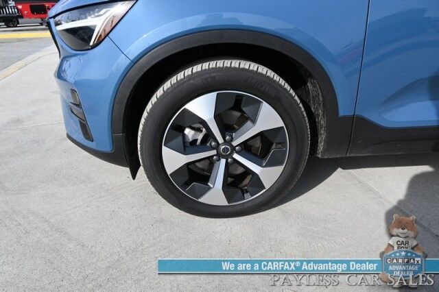 2024 Volvo XC40 Core / Dark Theme / AWD / Power & Heated Leather Seats / Panoramic Sunroof / Navigation / Apple CarPlay & Android Auto / Backup Camera / Lane Departure & Blind Spot Alert / Keyless Entry & Start / 30 MPG / 1-Owner Anchorage AK
