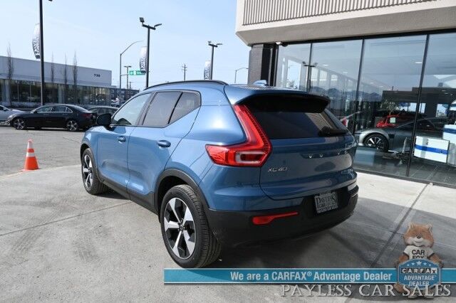 2024 Volvo XC40 Core / Dark Theme / AWD / Power & Heated Leather Seats / Panoramic Sunroof / Navigation / Apple CarPlay & Android Auto / Backup Camera / Lane Departure & Blind Spot Alert / Keyless Entry & Start / 30 MPG / 1-Owner Anchorage AK