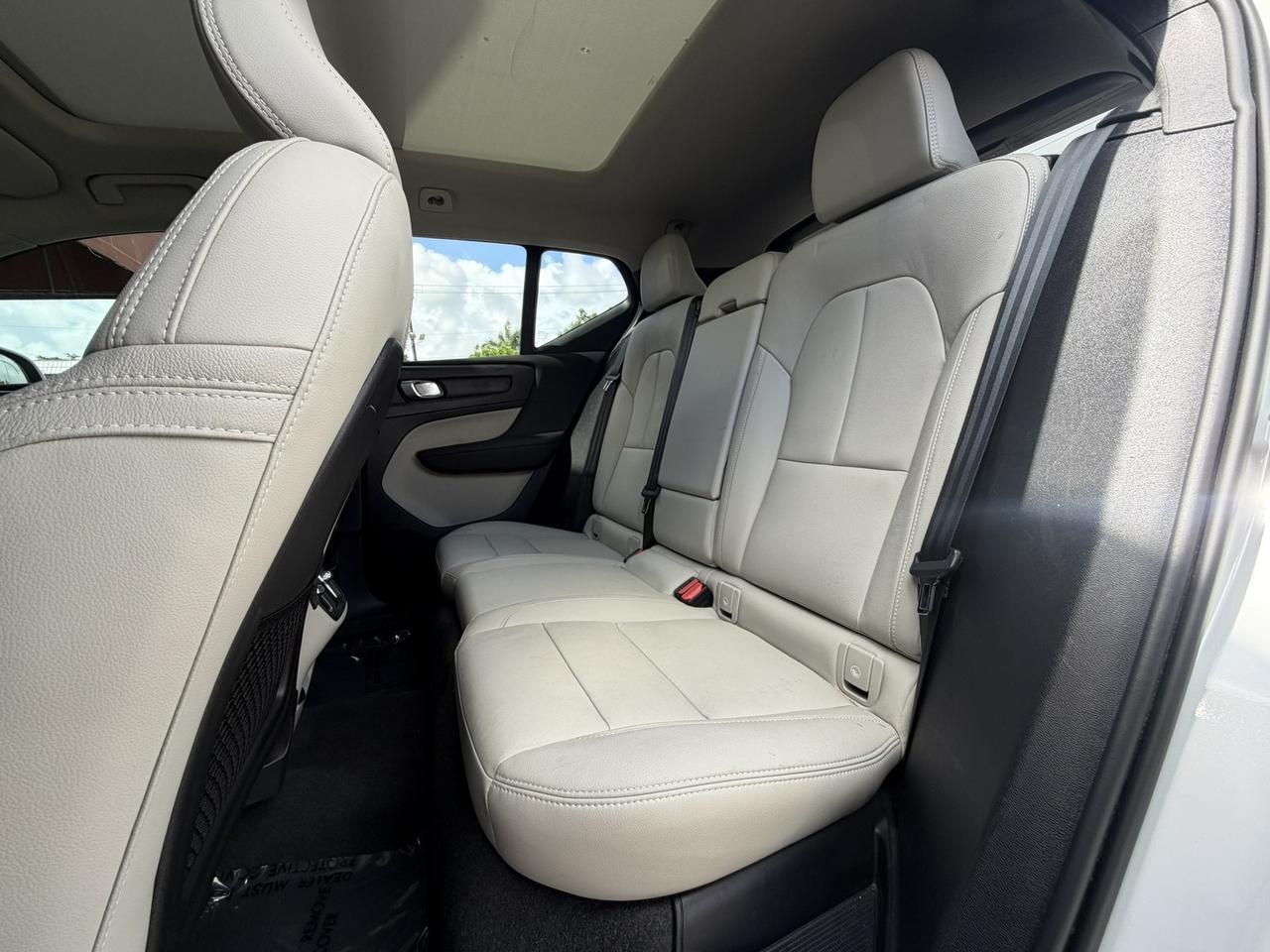 2024 Volvo XC40 Plus Bright Theme Hollywood FL